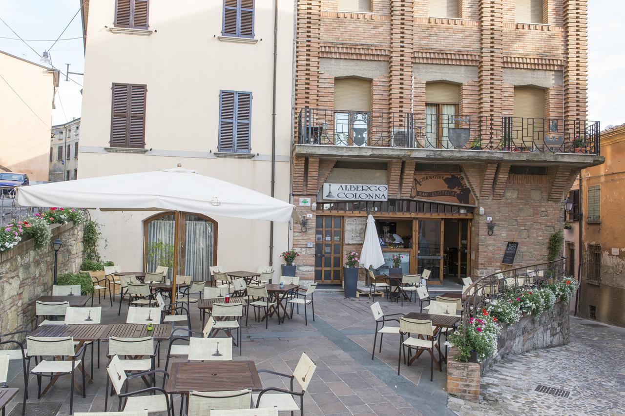 Albergo Colonna Бертиноро Екстериор снимка